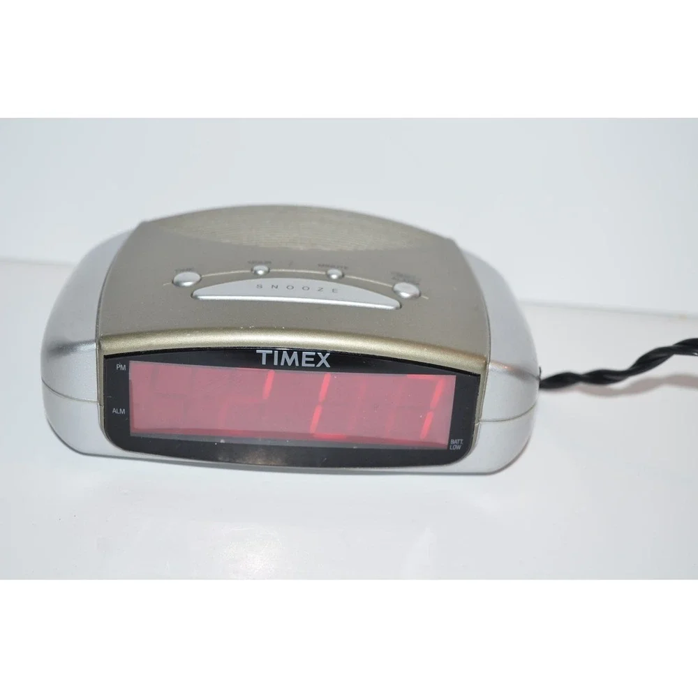 Timex Model T109S Extra Loud Alarm Clock Tested Digital
